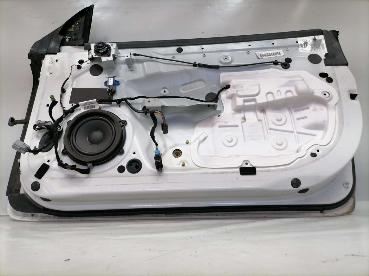 Volvo C70 2 original T&uuml;r rechts Icewhite Rohbau Bj.2012